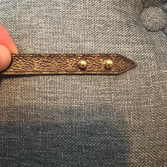 Louis Vuitton LV Everyday Bracelet - Picture 7 of 8
